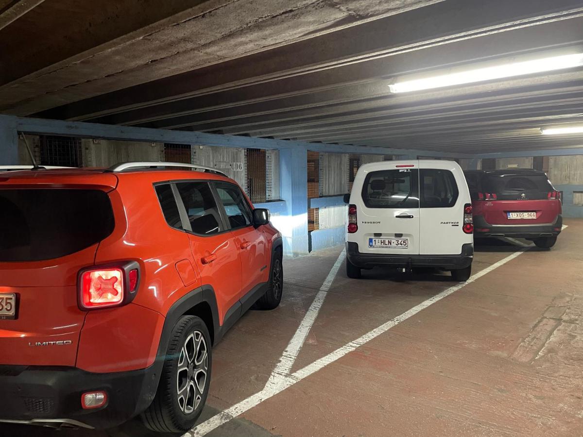 James Oostende - Parking Inclusive 外观 照片